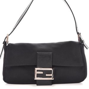 BLACK FENDI BAGUETTE BAG BLACK NEOPRENE NYLON